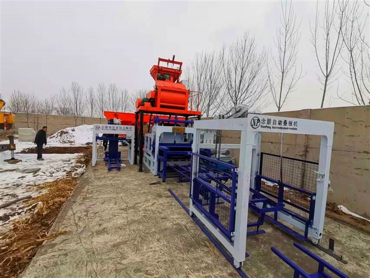 Large Free Burning Brick Machine